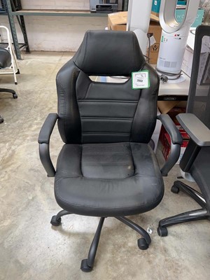 Lot 2068 - True Innovations leatherette twin arm office...