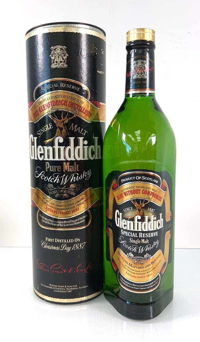 Lot 91 - A bottle of Glenfiddich Special Reserve Single...
