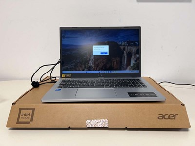 Lot Acer Go 15 laptop, AG15-71P-55ZC, Intel Core...
