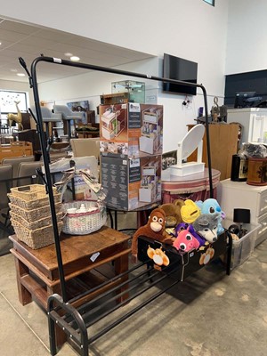 Lot 1079 - Black metal free standing coat stand with shoe...