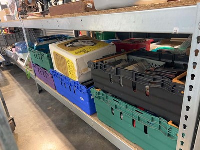 Lot 1203 - Underbay containing 5 crates and a box...