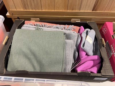 Lot 1104 - Crate containing knitwear, scarves and hats by...