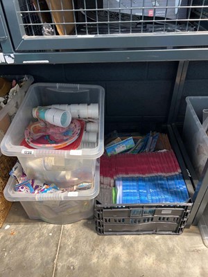 Lot 1230 - 3 crates of various party accessories...