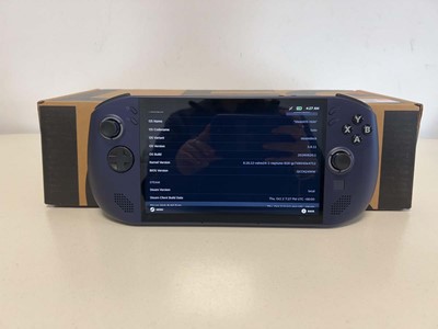 Lot Lenovo Go S 8ARP1 8" gaming device, 16GB RAM,...
