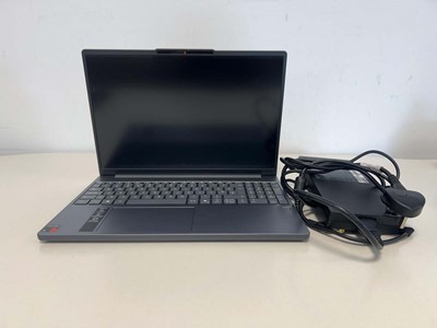 Lot Lenovo IdeaPad Slim 3 15Q8X10, Snapdragon X 8...