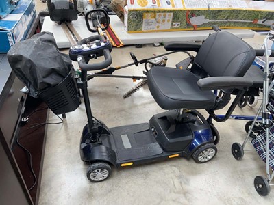 Lot 2101 - 4 wheeled battery operated mobility scooter...