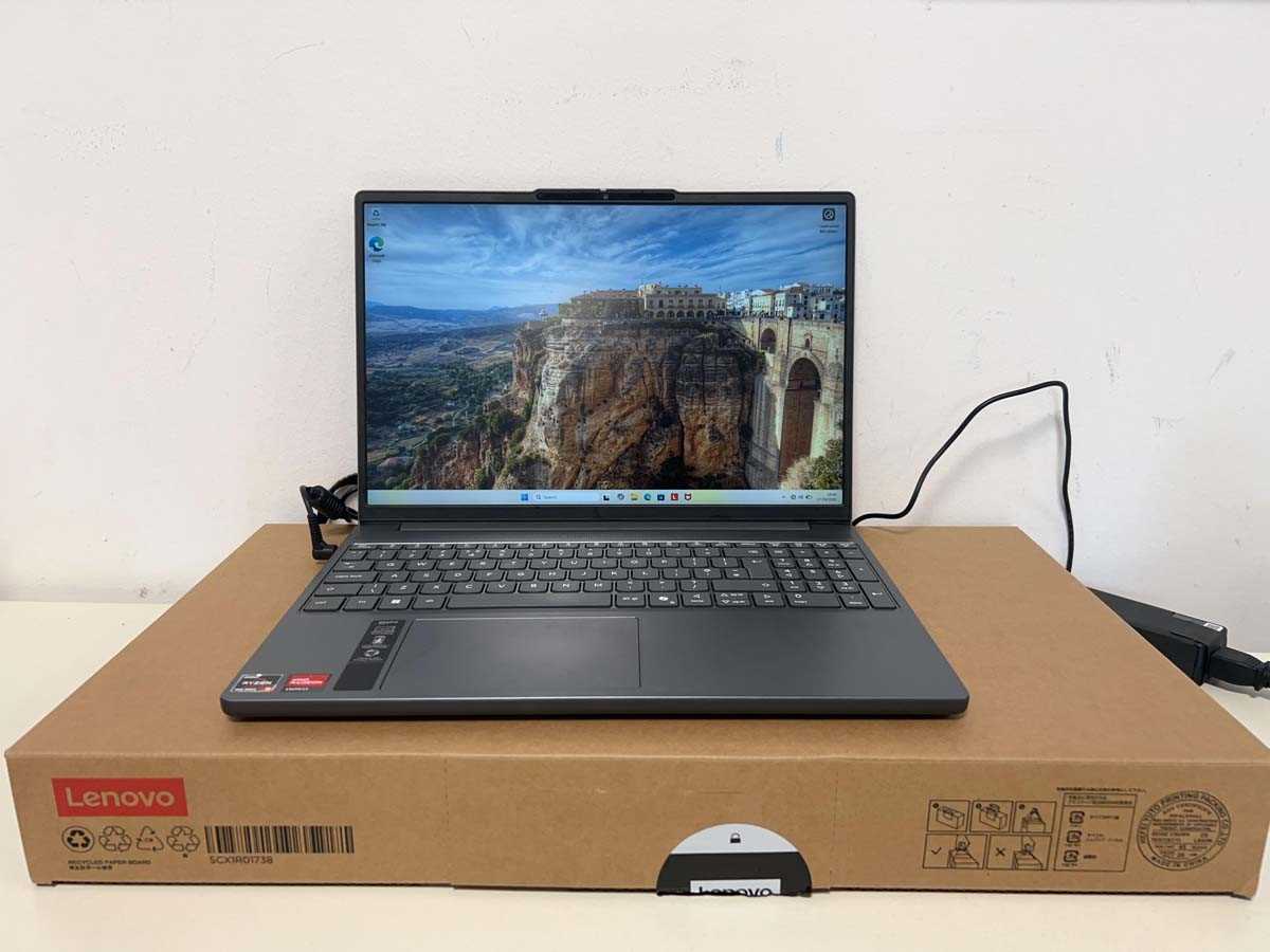 Lot Lenovo IdeaPad Slim 3 15ARP10 laptop, AMD...