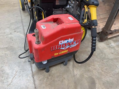 Lot 2270 - Clarke Bronco2 240V air compressor