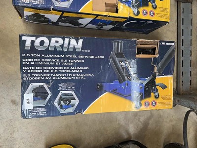 Lot 2271 - Torin 2.5t tonne steel surface aluminium floor...
