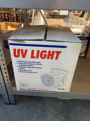 Lot 1774 - Boxed Professional Entertainment product 400w...