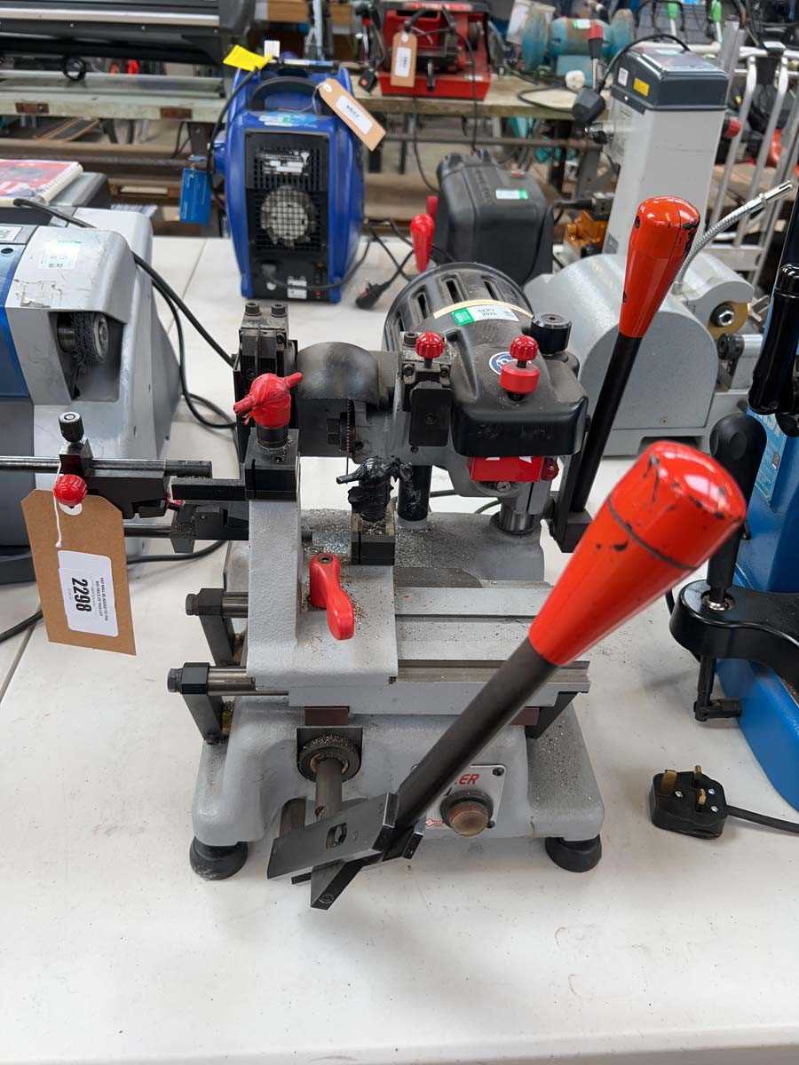 Lot 2298 - Silca Lancer Plus 240V manual key duplicating...