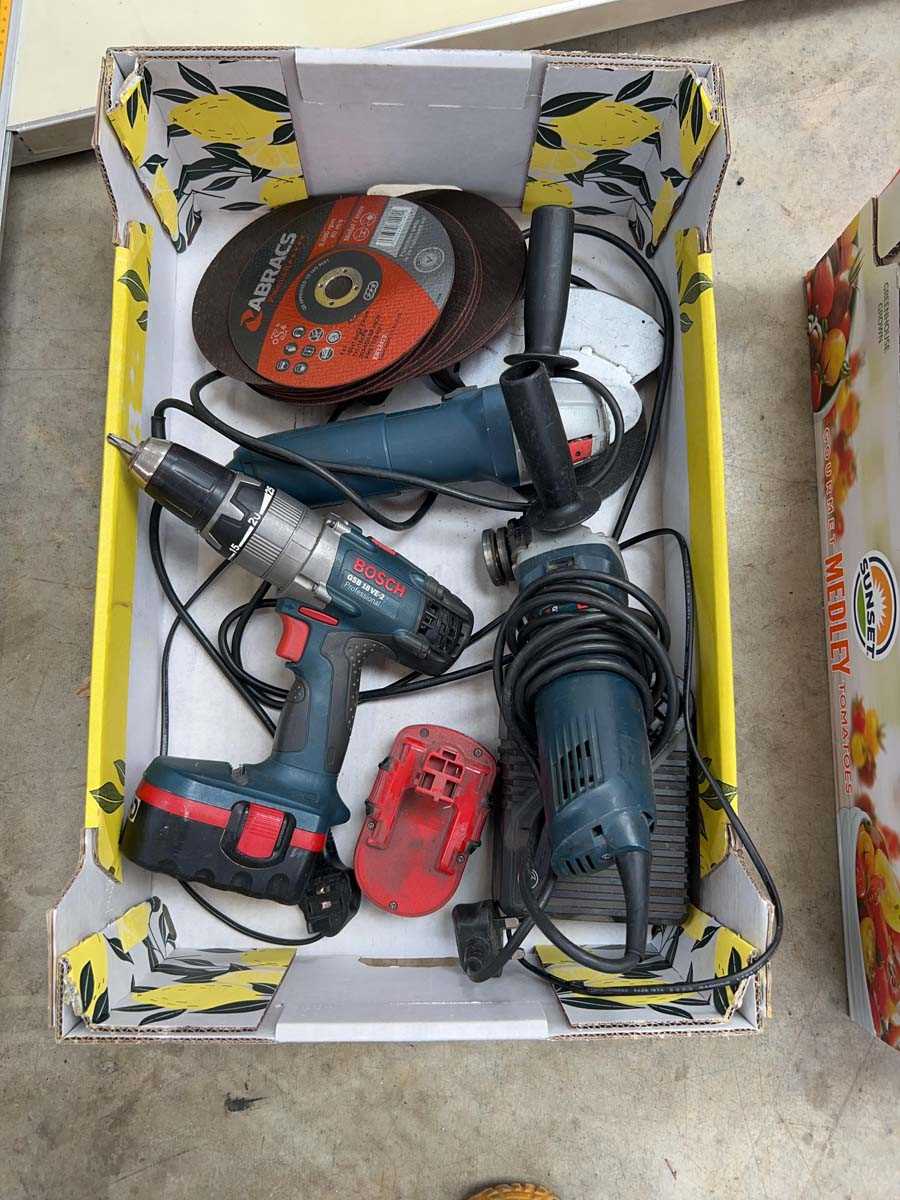 Lot 2356 - Bosch GSB 18v combi drill with 2 batteries and...