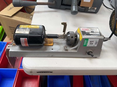 Lot 2302 - SKS Zephyr model 103 220V tubular key cutting...