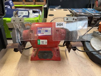Lot 2454 - Sealey 150mm (6 inch) 240V double ended bench...