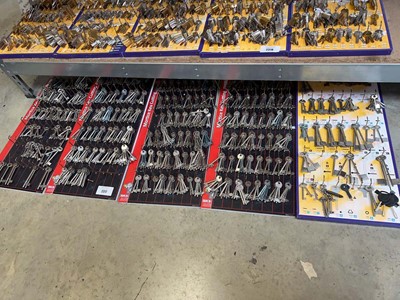 Lot 2317 - 5 wall mounted shop display racks containing a...