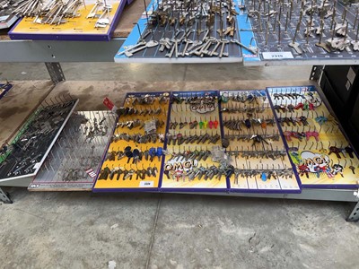 Lot 2320 - 5 wall mounted shop display racks containing a...