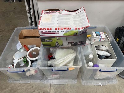 Lot 2536 - 3 boxes of Auto paint equipment and 1...