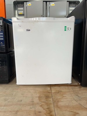 Lot 2544 - White single door counter top fridge