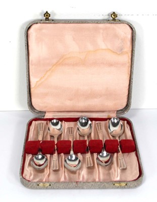 Lot 233 - A cased set of six silver teaspoons, maker P...