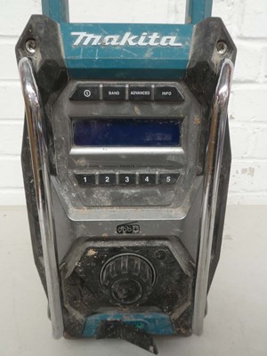 Lot A Makita MR003G 40V job site radio
