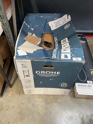 Lot 2472 - Boxed Grohe all inclusive bathroom design set