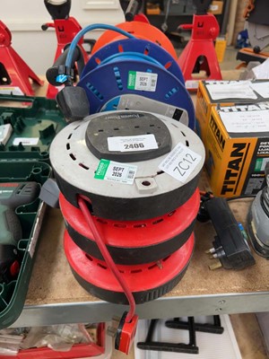 Lot 2406 - 5 various size cable reels