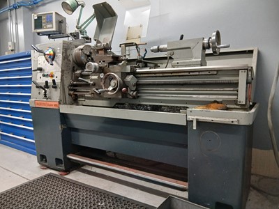 Lot 71 - Colchester Master 2500GB centre lathe with QC...