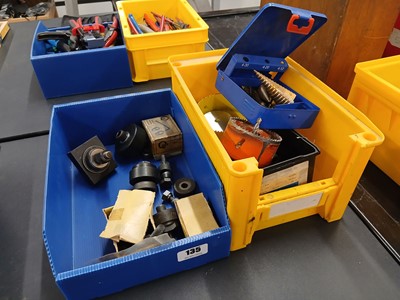 Lot 135 - 1x yellow and 1x blue plastic tray containing...