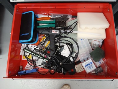 Lot 102 - 80cm Premier ball-bearing multi drawer trolley...