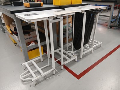 Lot 160 - 4x pedal operated bins