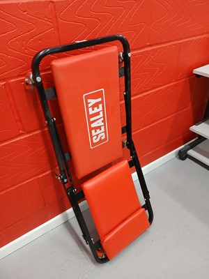 Lot 111 - Sealey mechanics creeper board