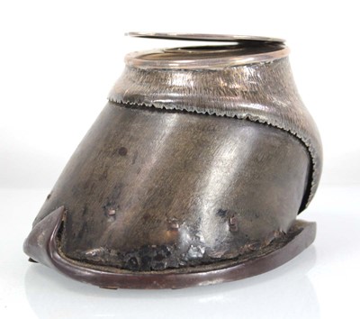 Lot 287 - An Edwardian silver mounted horse's hoof...