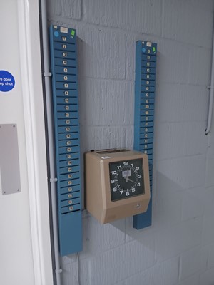Lot 280 - ATR analogue clocking-in machine with 2...