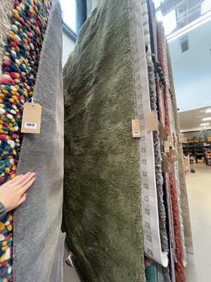 Lot 5013 - Large modern rug in green