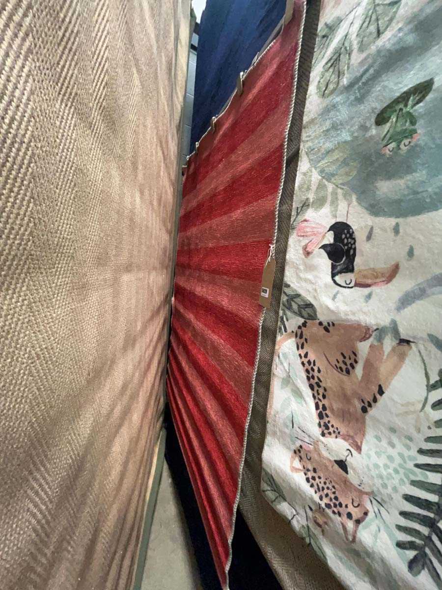 Lot 5020 - Small modern red striped rug