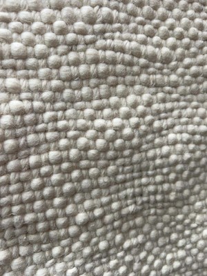 Lot 5024 - Large modern rug in white