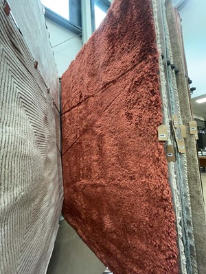 Lot 5040 - Large modern shag pile rust coloured rug