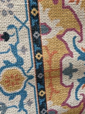 Lot 5048 - Small modern multi coloured rug with leaf design