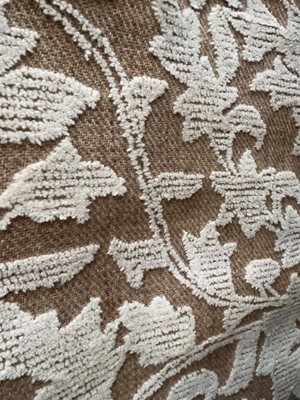 Lot 5064 - Large modern rug in brown and white with leaf...