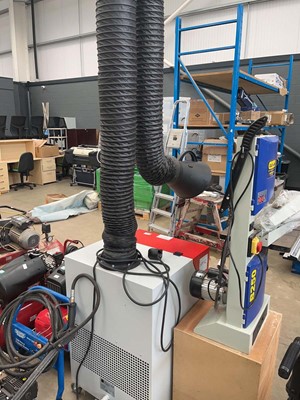 Lot 4551 - Weldability Protectoxtract mobile welding and...