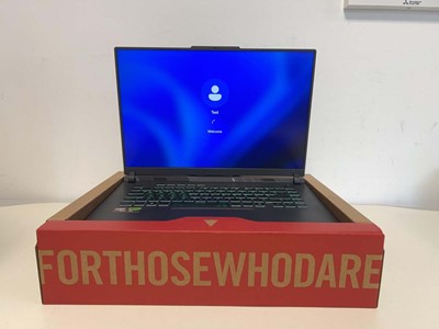 Lot ASUS ROG Strix G614P gaming laptop, AMD R9...