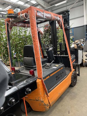 Lot 4460 - STILL R20-16 three wheeled forklift, 1600kg...