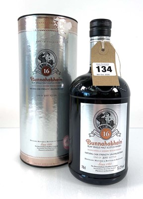 Lot 134 - A bottle of Bunnahabhain 16 year old Islay...