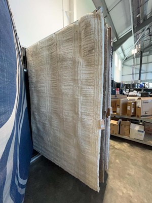 Lot 1321 - Textured white area rug, approx. size 160 x...