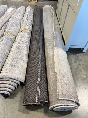 Lot 1334 - Tri tone brown woven area rug