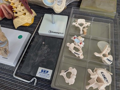 Lot A range of medical practitioner related tools...