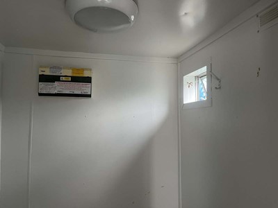Lot Site welfare unit finished in grey, 26' x 9' x...