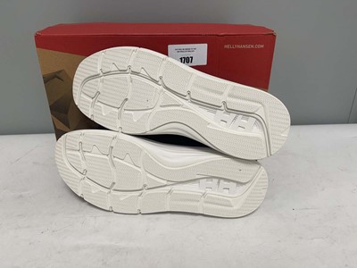 Lot Helly Hansen UK11.5 HP ahiga evo 5 trainers in...