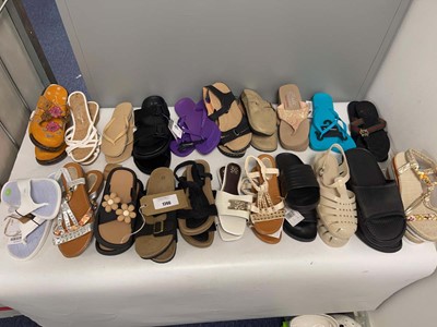 Lot 21x Pairs of sandals to include Adidas,...