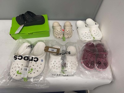 Lot 6x Pairs of Crocs in various styles & sizes